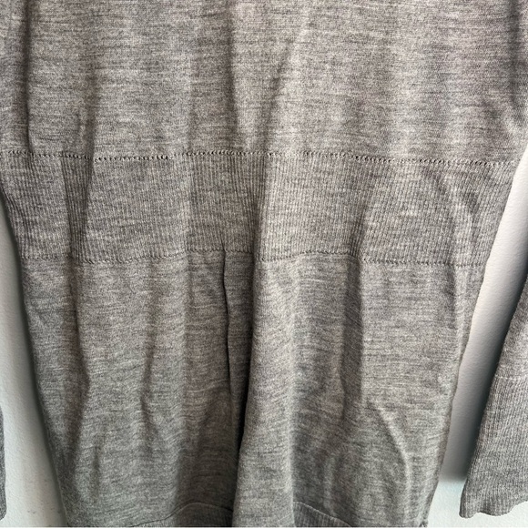 WHBM Womens 100% Wool Knit Metal Button Up Cardigan Gray Sz L Pocket Lightweight - Picture 10 of 11